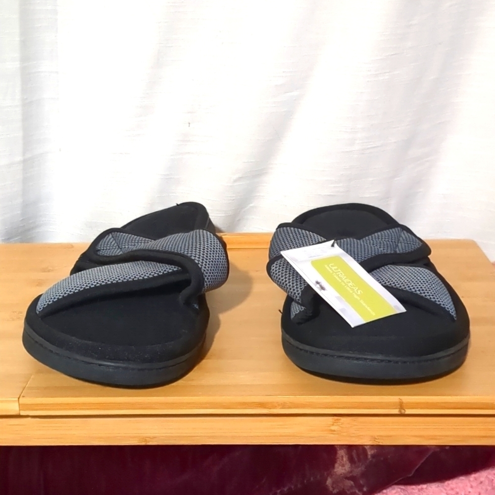 Ultraideas XL size 13_14 Comfy padded Sandals / Slippers. NWT